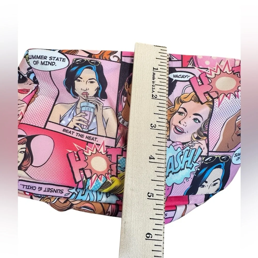 Estée Lauder pop‎ art makeup bag
